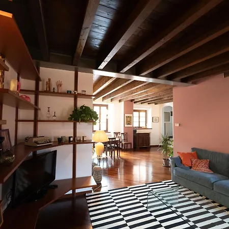 Casa Liv Apartment Como