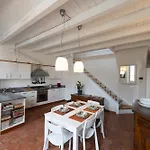Casa Liv アパート コモ