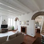 Casa Liv アパート コモ