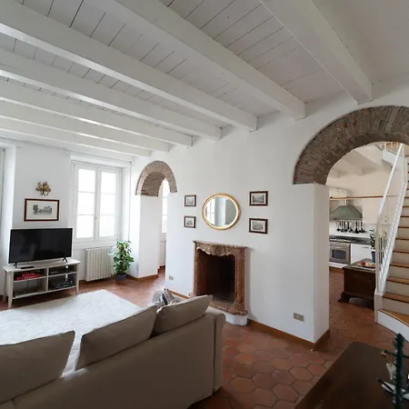 Casa Liv דירה קומו